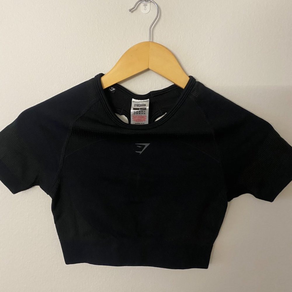 Gymshark Short Sleeve Workout Crop - Black - S